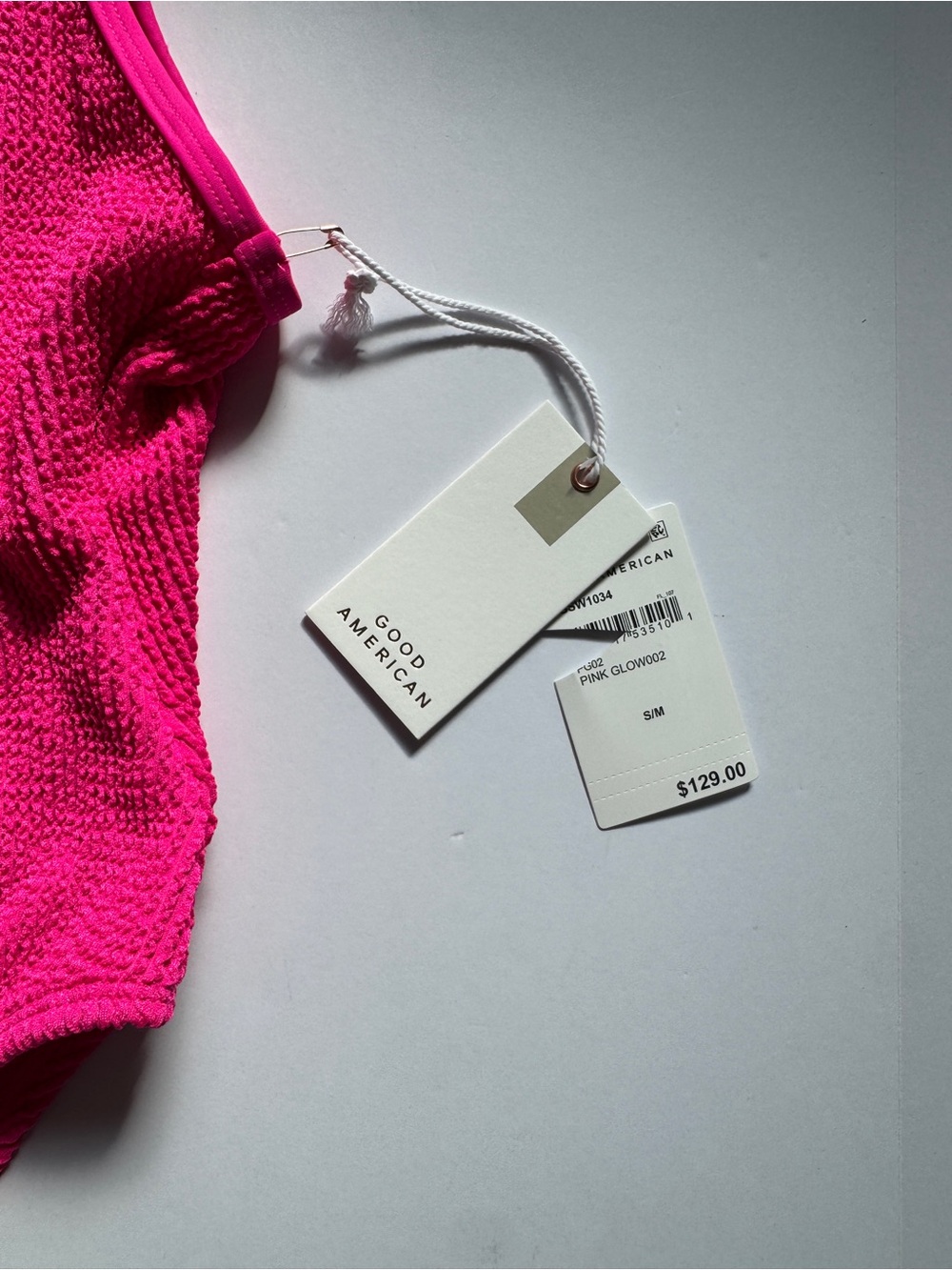Good American Always Fits Tank One-Piece Swimsuit Pink Crinkle Textured S/M NWT - Picture 3 of 3